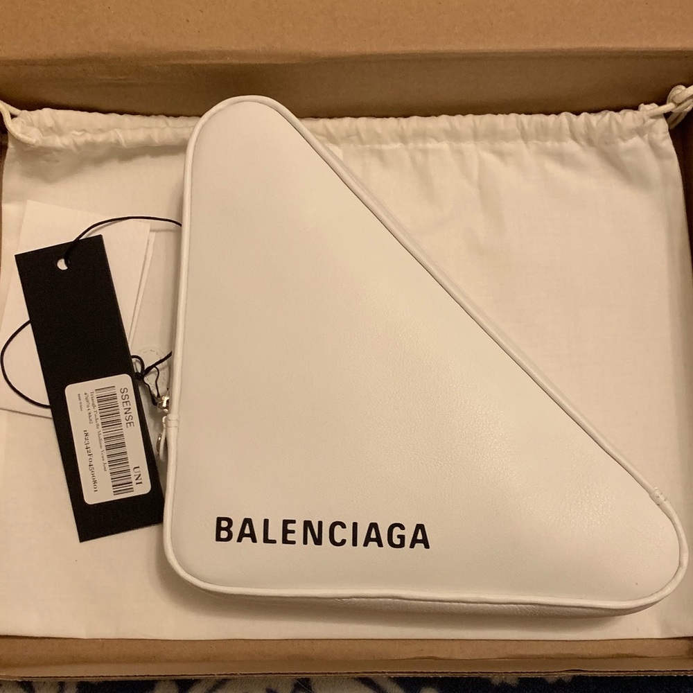 Balenciaga Triangle Medium Pochette